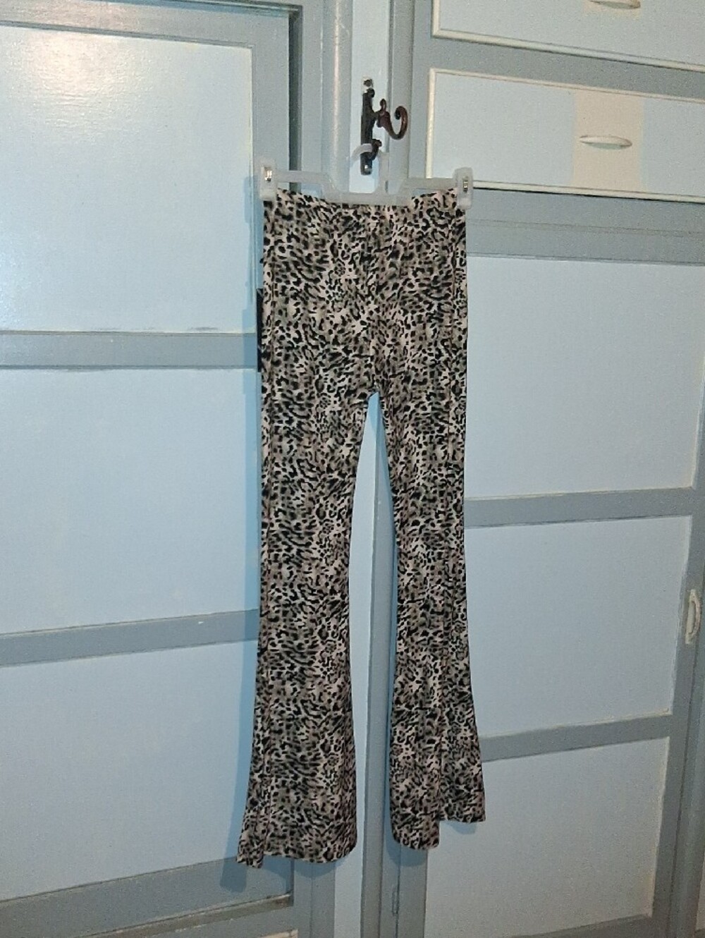 Ashley Mason Leopard Flare Pants - Picture 3 of 5